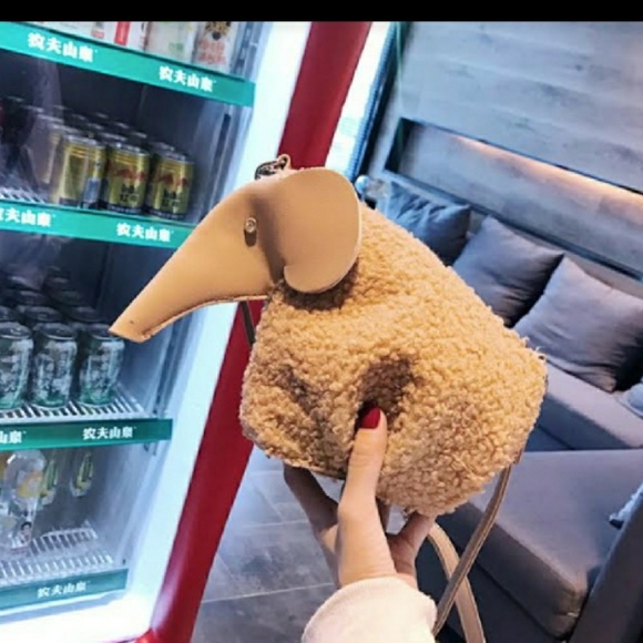 Furry Elephant Purse - Picture 3 of 3